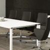 FILL HG 04 Designer Konferenztisch aus hochwertigem Glas, Meetingtisch hochglanz weiß, Chefbüro mit Sideboard, Glastisch, Glasschreibtisch