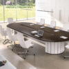 Format 10 exklusiv Konferenztisch mit abgerundeten Kanten, Büro-Meetingtisch in Wenge und weiß, massives Design