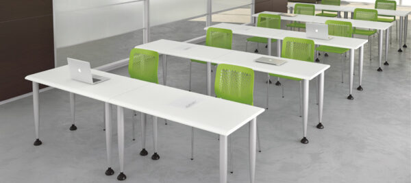 Format 25 Schulungs-Tisch, Büro-Schreibtische, flexibel, kompakt