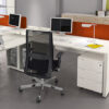 LOGIC 05 Büro-Arbeitsplatz, Schreibtisch organisiert modern in weiss