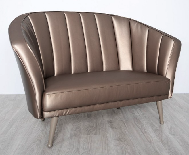 S8 Design Sofa Büromöbel von Ukamo