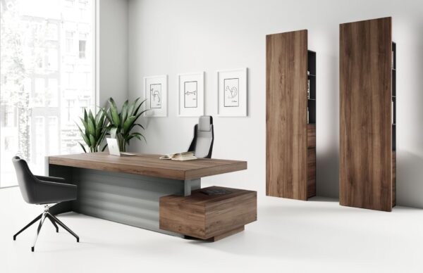 Jera - 002 Design-Managerbüro, Schreibtisch mit Lederbeinraumblende, optionaler Totemschrank mit Regal, Dekor Bali-Walnuss, indirekte Led Beleuchtung, Büromöbel mit Stil