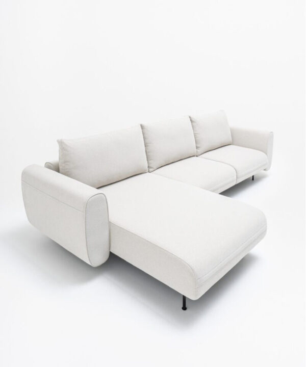 Lotus 019 - Sofa mit Recamier links oder rechtsseitig wählbar, Kissen, Breite 320cm, Bsp. Bezugsstoff Grain GR-61250