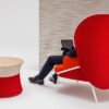 Mesh 05 coffee table -Beistelltisch zweifarbig Runnerstoff Rot, Beige, Tischplatte Melamin weiß Pastell