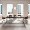 Iulio_37-meetingtisch-200-260x120cm-mattschwarz-kabelmanagement-metall-tischbeine-kabelfuehrung-jera-meetingstuhl