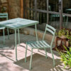 Flaner Chair_03 - Outdoor-designstuhl-terrasse-garten-bueroterrasse-cafeteria-metallgestell-mintgruen-wetterfest-stapelbar-langlebig-verzinkt