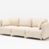 Linka 06 - Gepolstertes Dreisitzer-Loungesofa für Büro und Lounge, erweiterbar mit verschiedenen Gestellfarben und Bezugsstoffen.