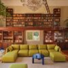 Linka 09 - Modulares Sofa mit bequemer Polsterung für einen individuell erweiterbaren Loungebereich.