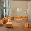 Linka 11 - Modulares Lounge-Sofa mit Hocker und bequemer Polsterung, individuell erweiterbar und in verschiedenen Bezugsstoffen erhältlich.
